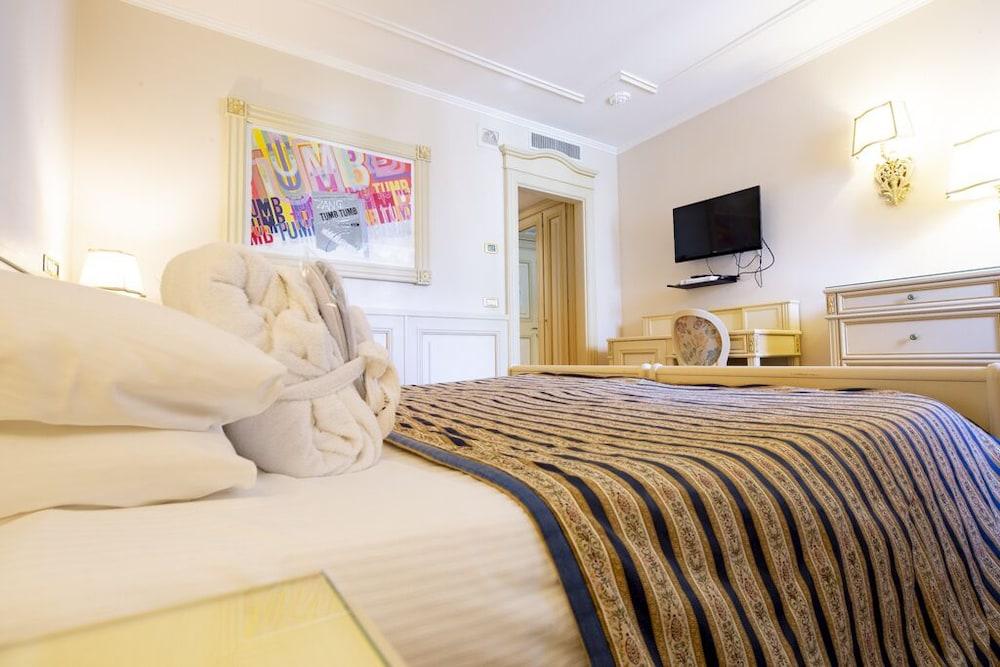 Hotel De Paris 산레모 외부 사진