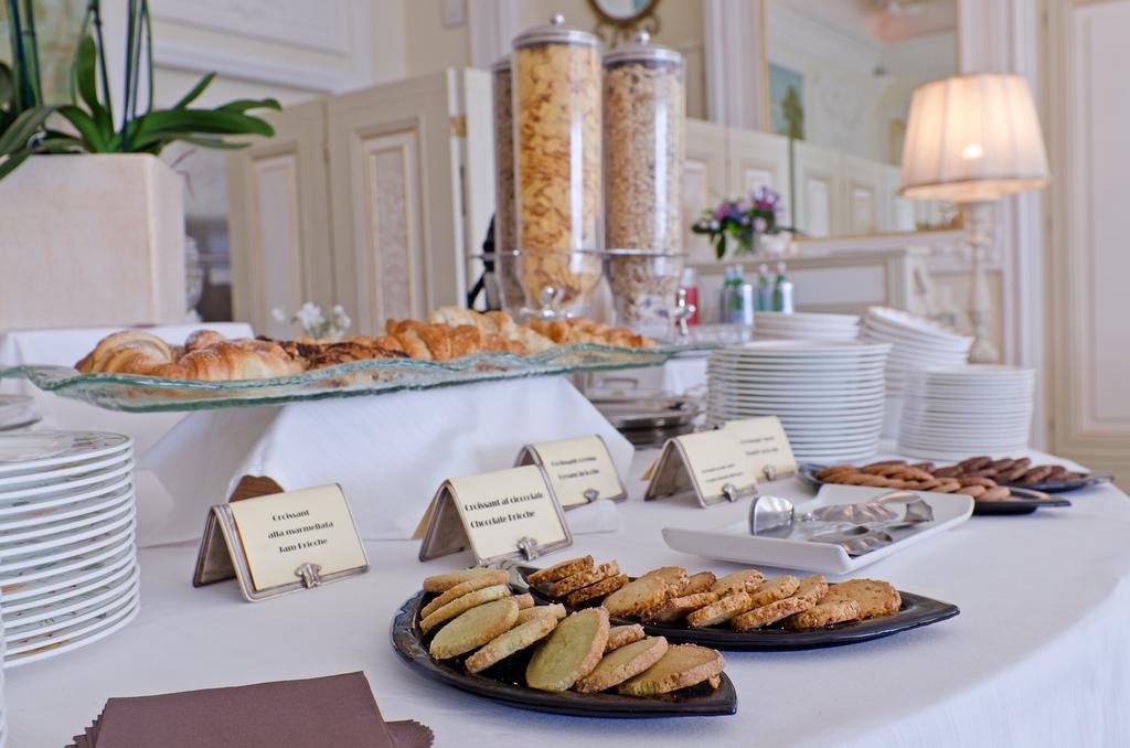 Hotel De Paris 산레모 외부 사진